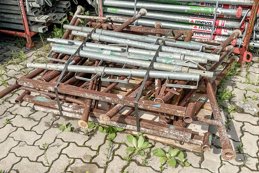 Posten Gerüstböcke